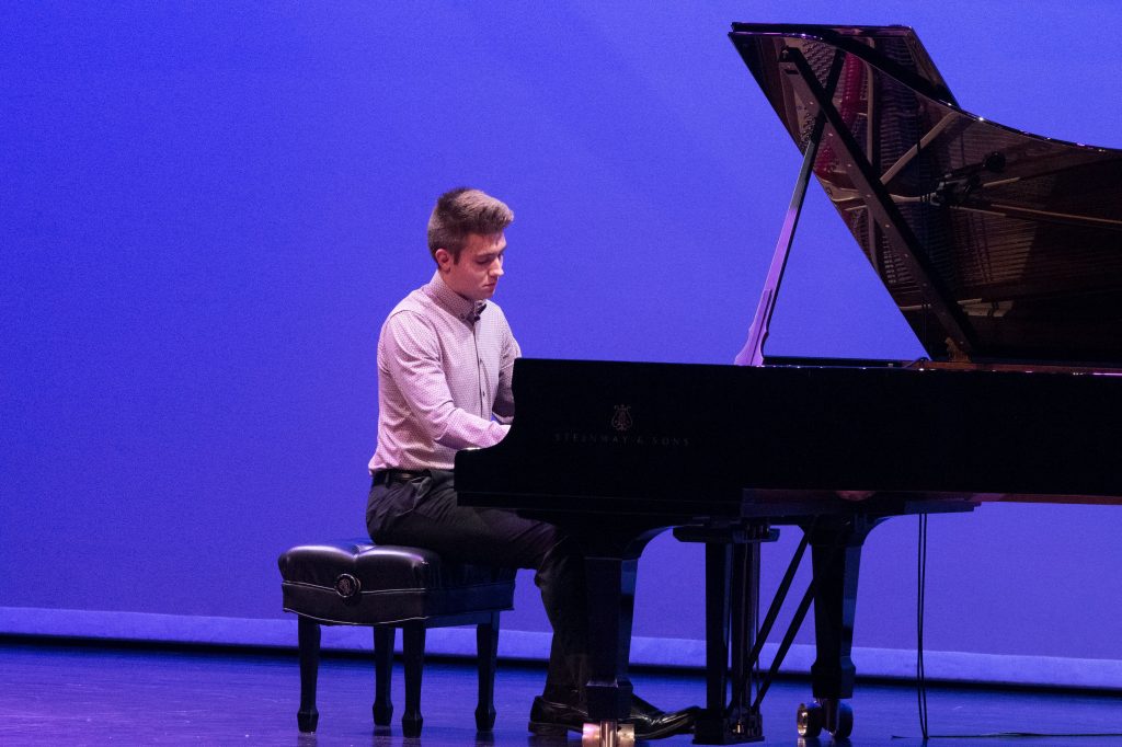 Stephen Jackson, pianist playing the piano