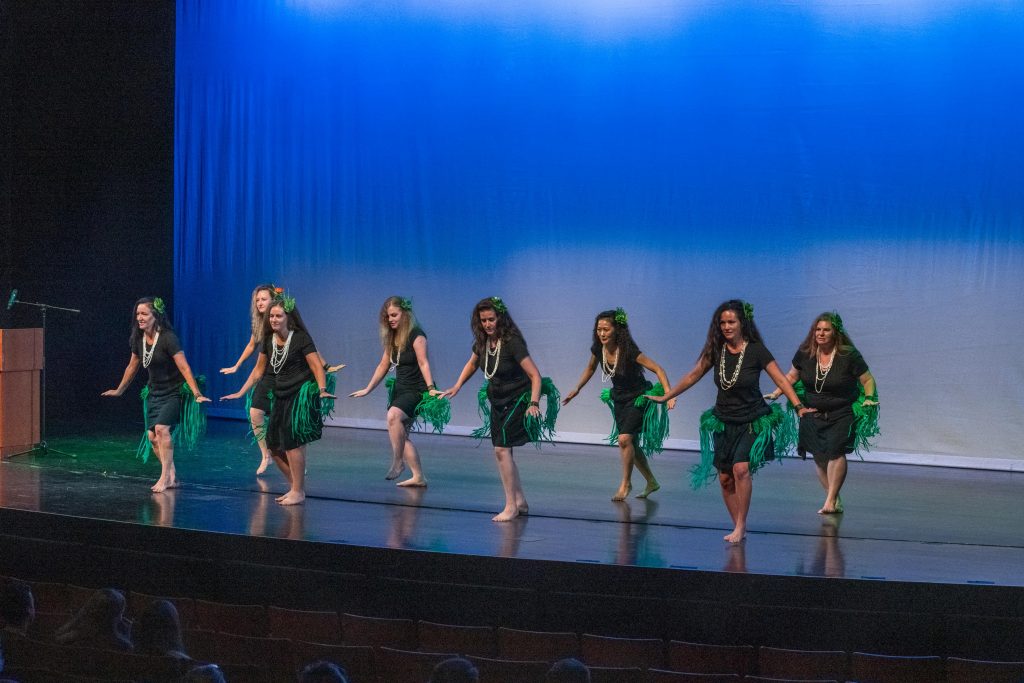 'Ori Tahiti dance group